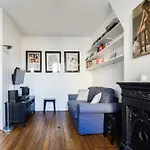 Hostnfly Apartments - Beautiful Bright Apartment Near Pere Lachaise